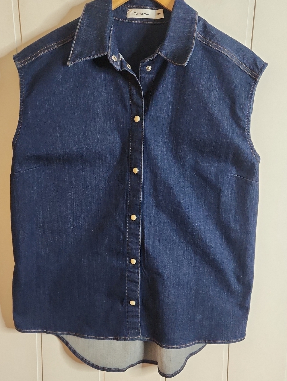 Tomorrow Bowie Oversized Sleeveless Dark Denim Pearl Snap Button-Up Shirt - Vest